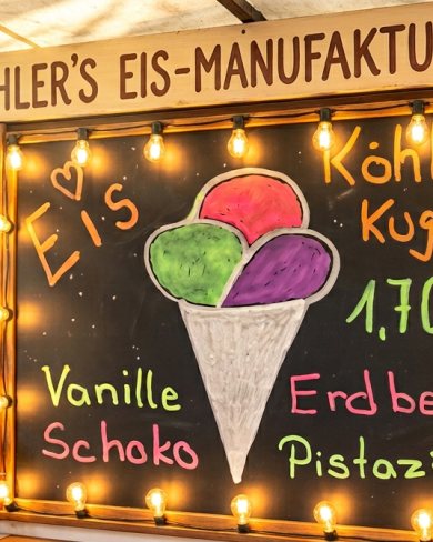 Eis aus dem Dorf Cafe Rothenbuch.